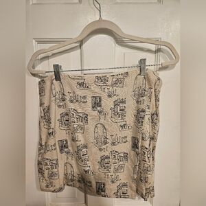 Abercrombie And Fitch Beige Skort with Black Graphic Print Size Large